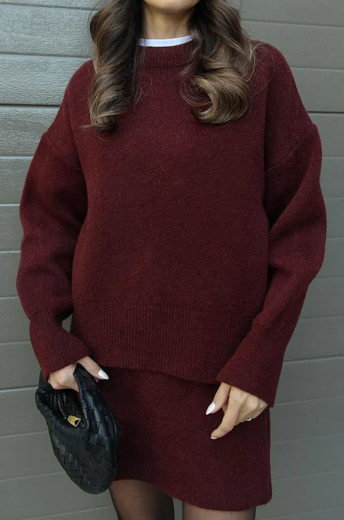 Lila | Ensemble Pull en Maille Douce et Jupe Courte